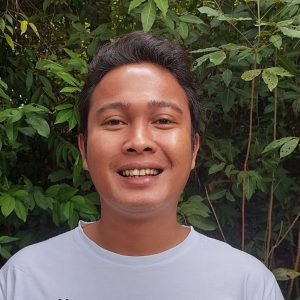 Kang Sudhar, pendiri Karimunjawa Paket